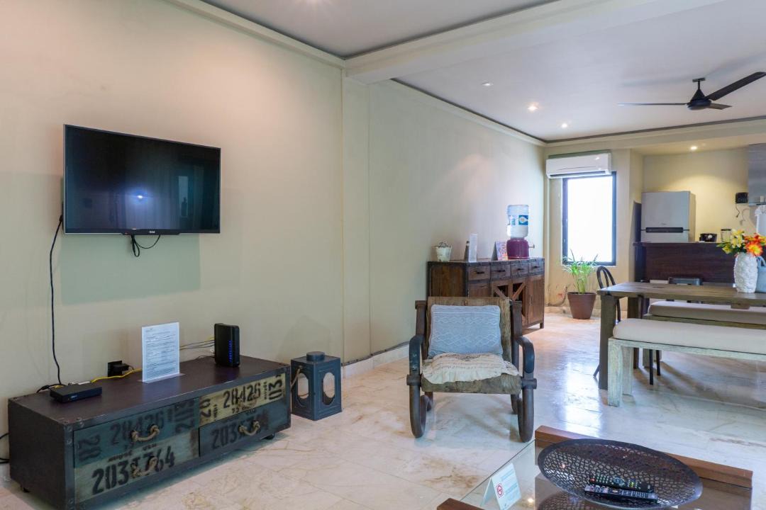 Photo of Livingroom in Downtown