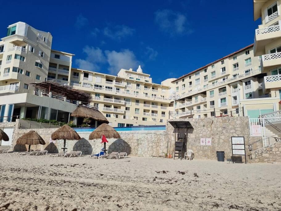 Photo of Buildings in Zona Hotelera