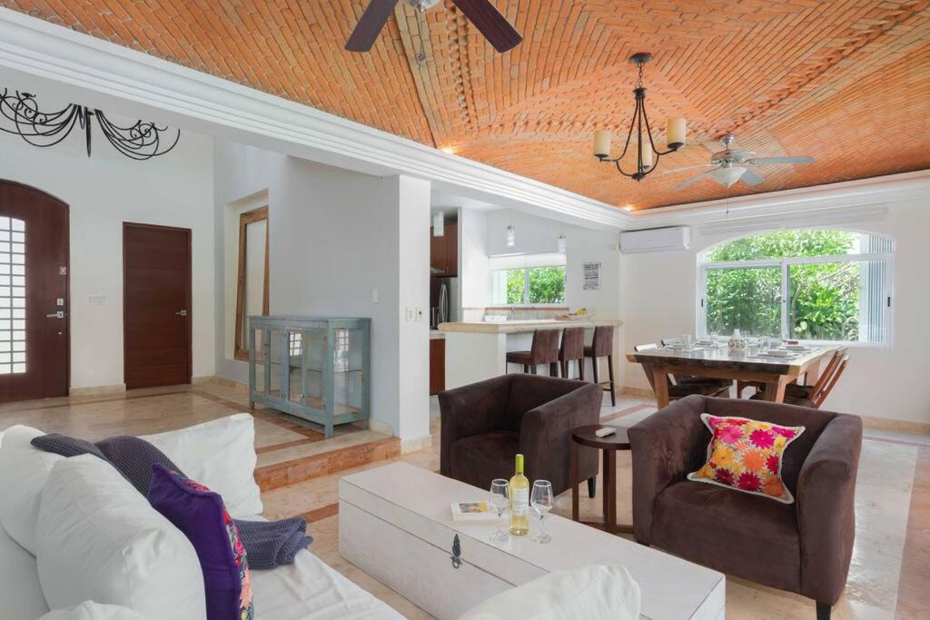 Photo of Livingroom in Playacar