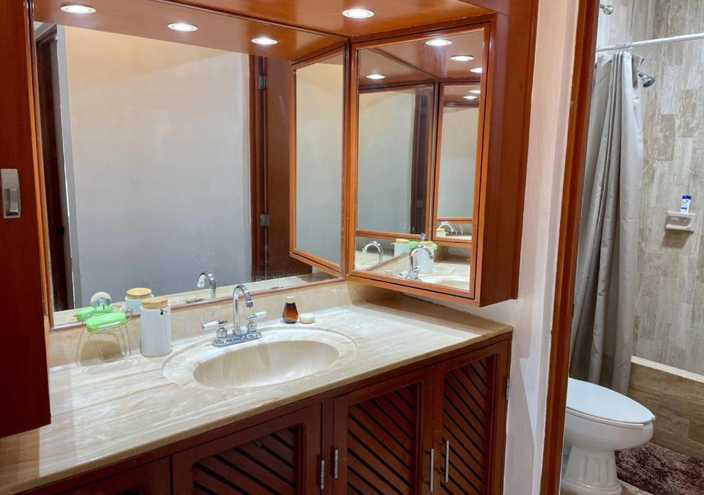 Photo of Bathroom in Zona Hotelera