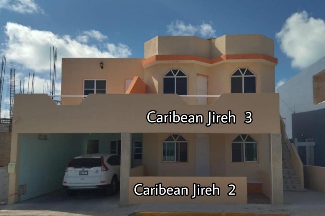 Photo of Buildings in Colonia Salina Chica