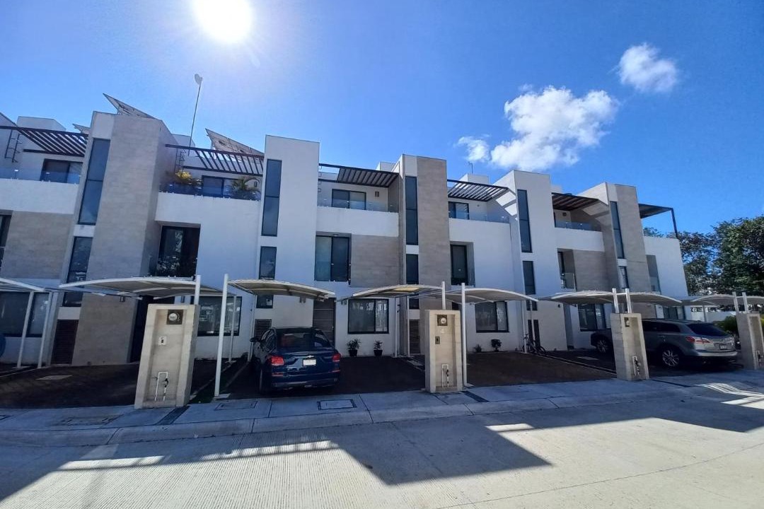 Photo of Buildings in Playa del Carmen