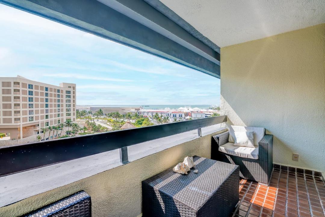 Photo of Patio Balcony in Zona Hotelera