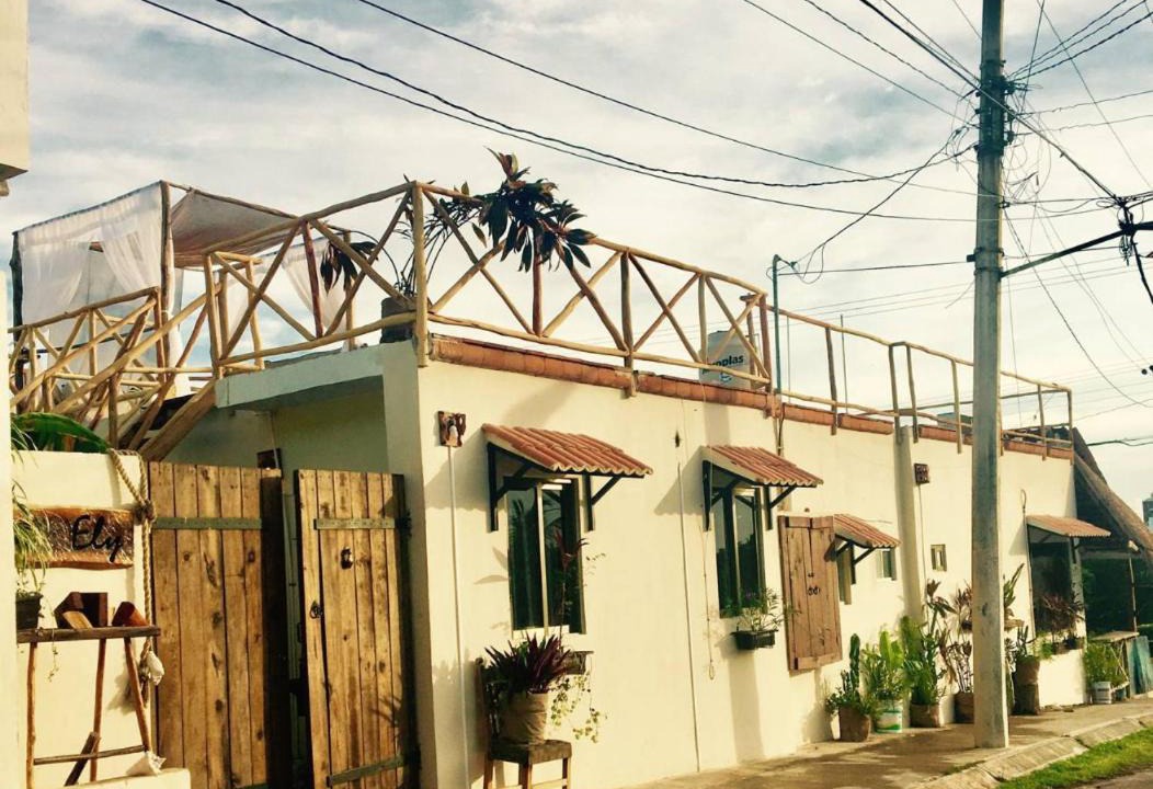 Photo of Buildings in Colonia Salina Chica