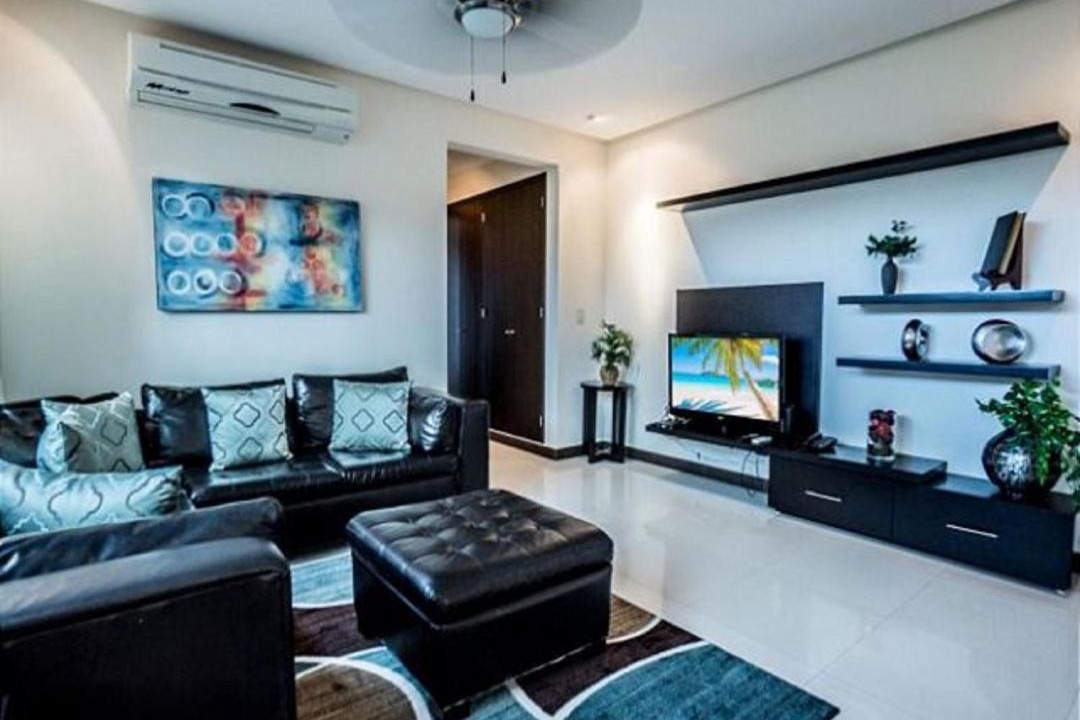 Photo of Livingroom in 12th Street