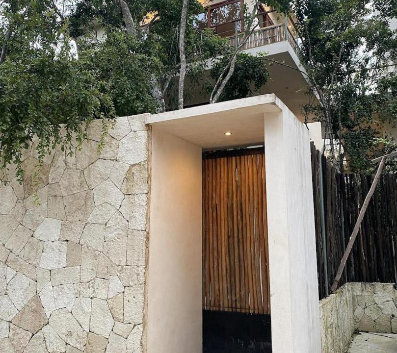 Photo of Buildings in La Veleta