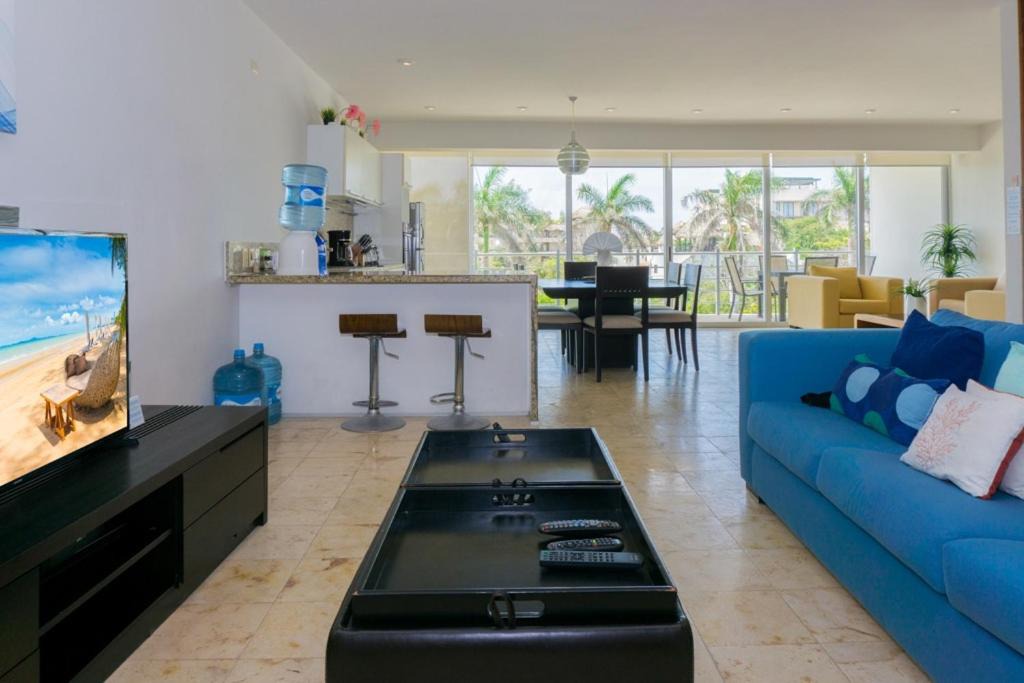 Photo of Livingroom in Downtown