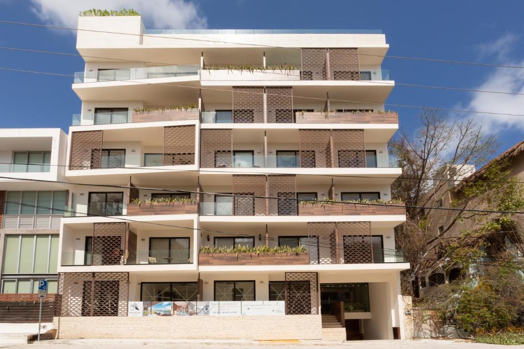 Photo of Buildings in Zazil-ha