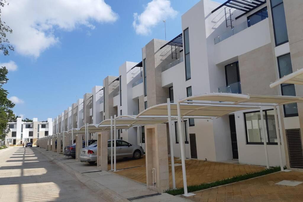 Photo of Buildings in Playa del Carmen