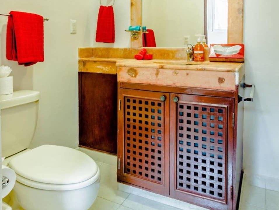 Photo of Bathroom in 12th Street