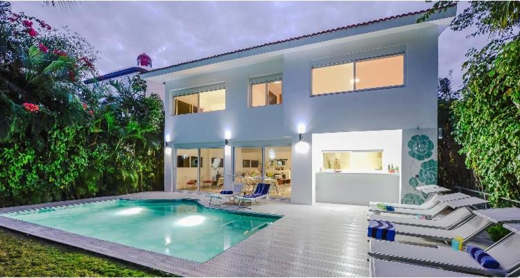 Photo of Outdoor in Playacar Fase II
