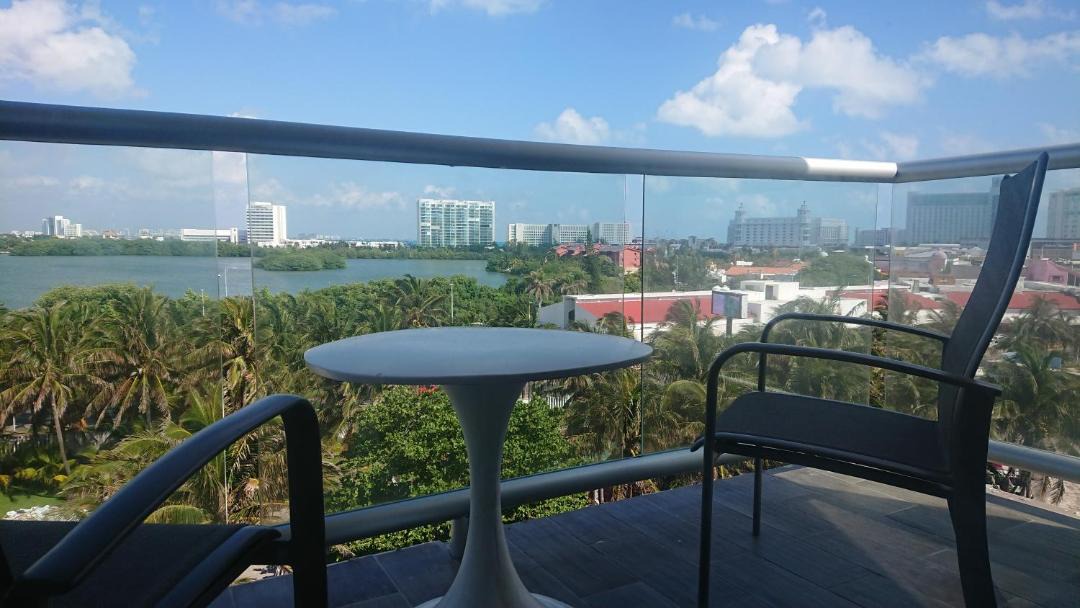 Photo of Patio Balcony in Punta Cancun