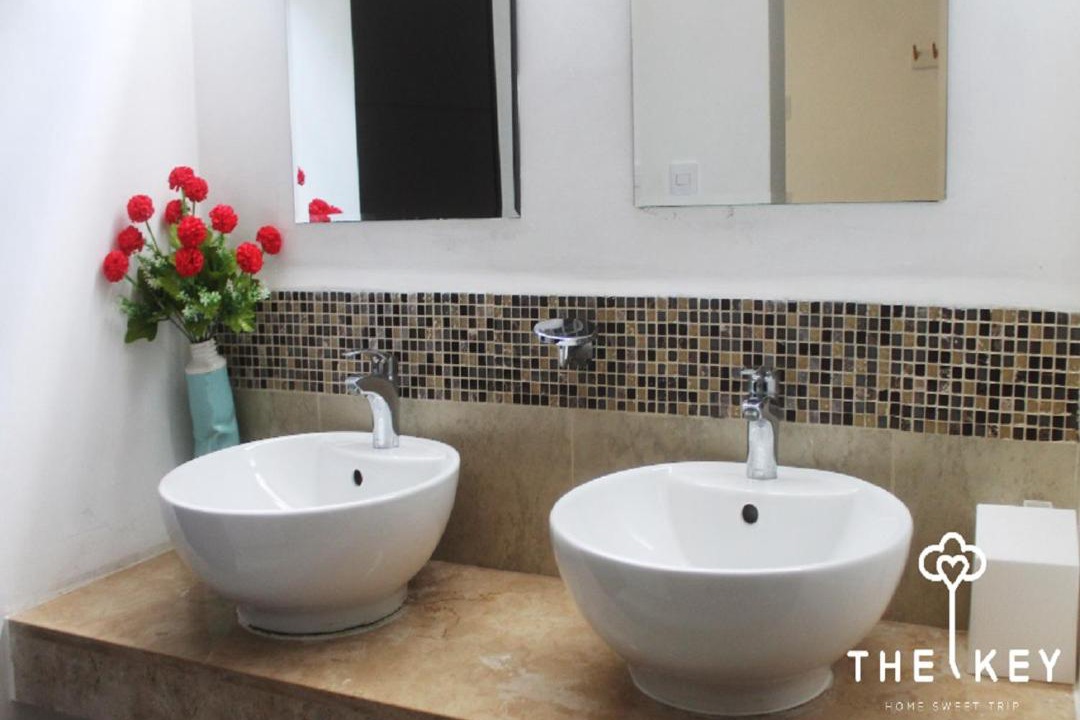Photo of Bathroom in Jacinto Pat