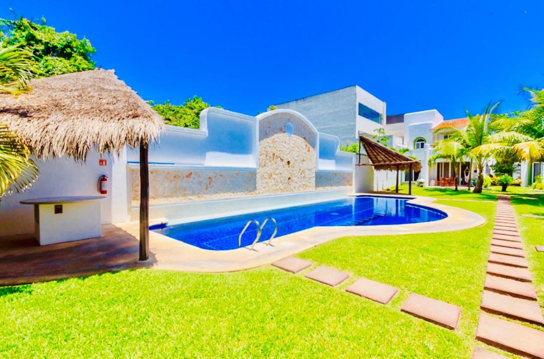 Photo of Others in Playacar