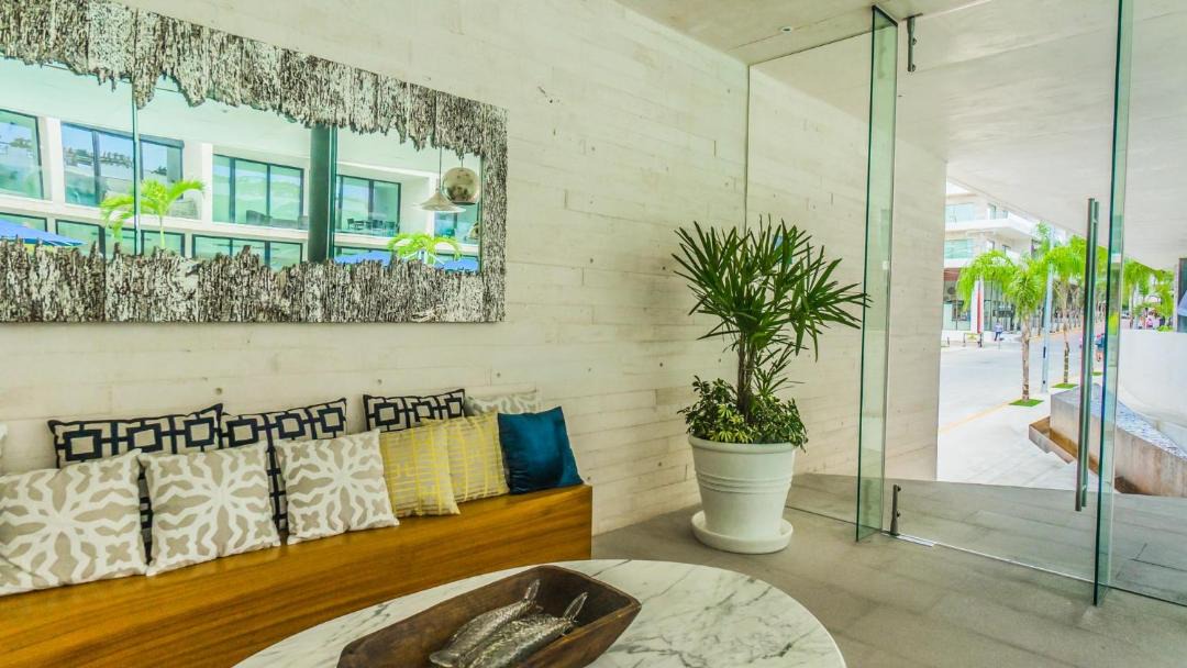 Photo of Livingroom in Downtown