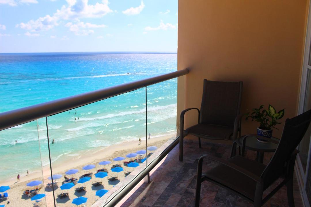 Photo of Patio Balcony in Punta Cancun