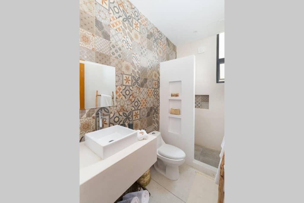 Photo of Bathroom in Zama