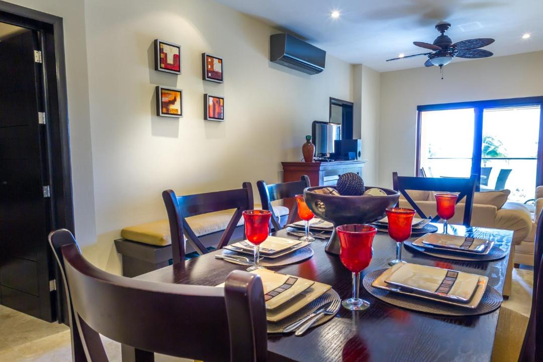 Photo of Livingroom in Downtown