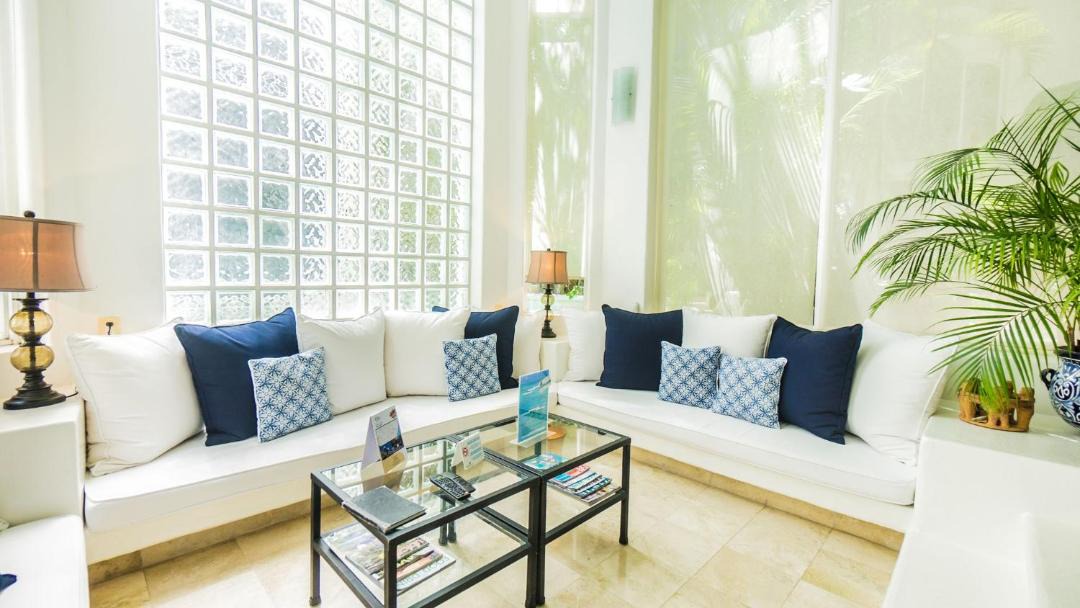 Photo of Livingroom in Downtown