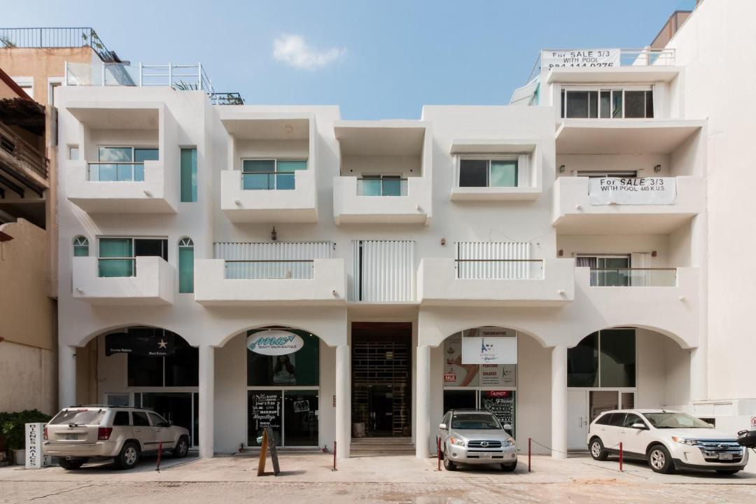 Photo of Buildings in Gonzalo Guerrero