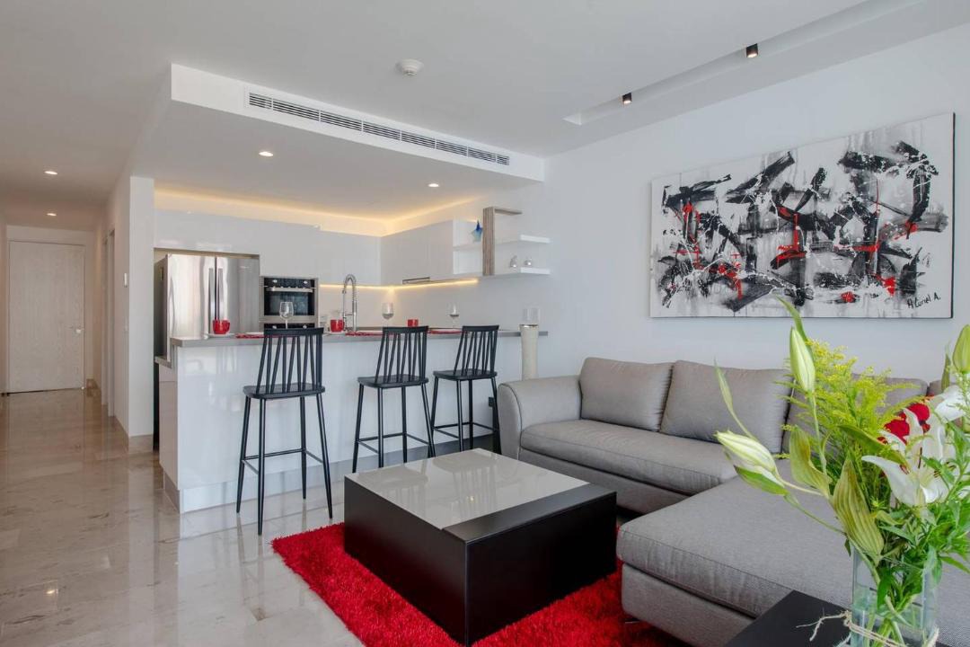 Photo of Livingroom in Downtown