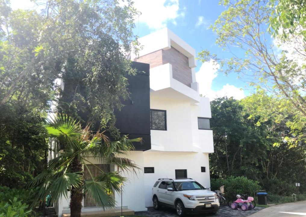 Photo of Buildings in Villa Juarez