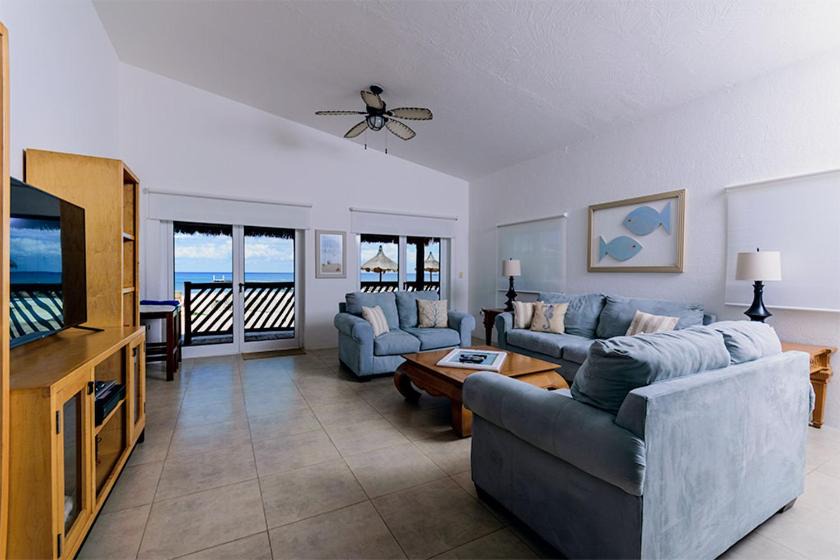 Photo of Livingroom in Costa Maya
