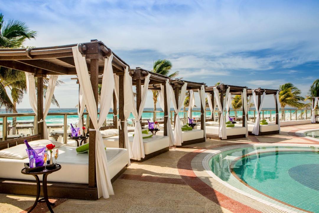 Photo of Patio Balcony in Punta Cancun