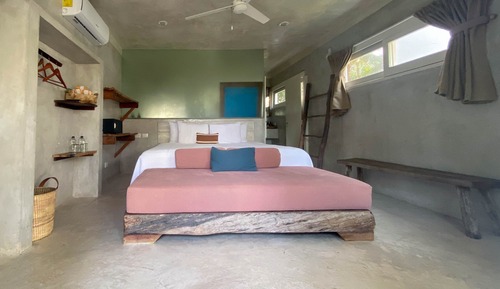 Standard Cabin, Ocean View