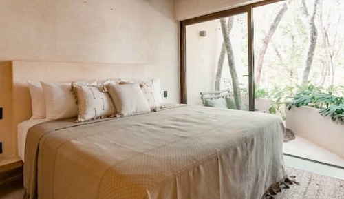 Panoramic Penthouse