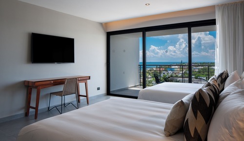 Presidential Room, 2 Bedrooms, Oceanfront