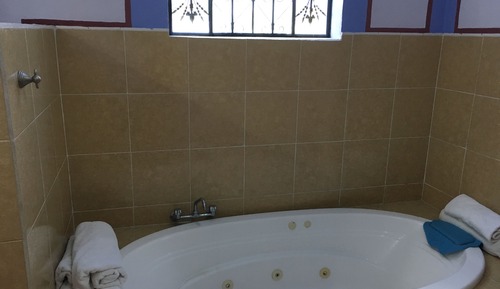 Suite, 1 King Bed (with Spa Bath)