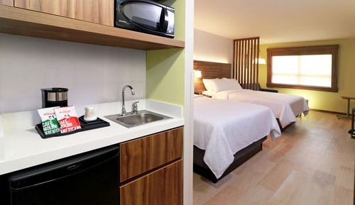 Standard Room, 2 Queen Beds