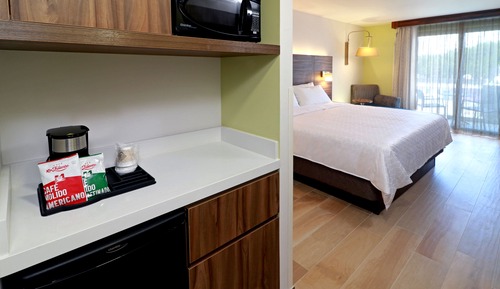 Suite, 1 King Bed, Balcony