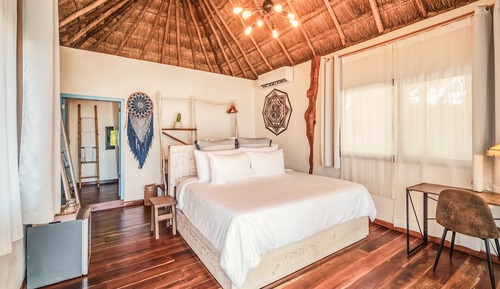 Beachside Suite