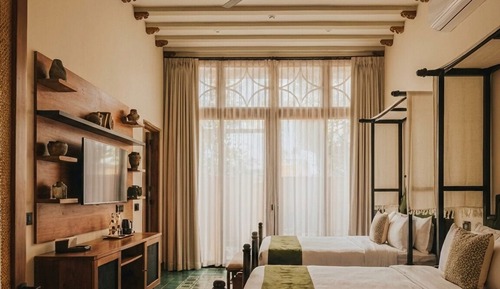Junior Suite 2 Beds with Balcony