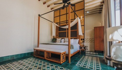 Junior Suite with Balcony Garden View