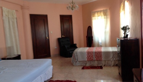 Rosy Room