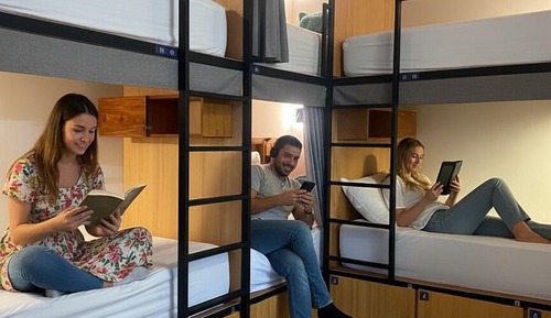 Deluxe Shared Dormitory, Mixed Dorm, Private Bathroom, Garden View