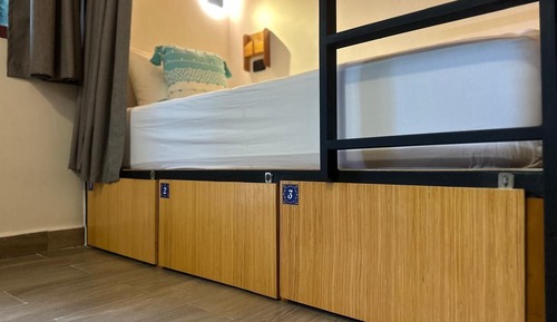 Deluxe Shared Dormitory, Women only, Private Bathroom, Garden View