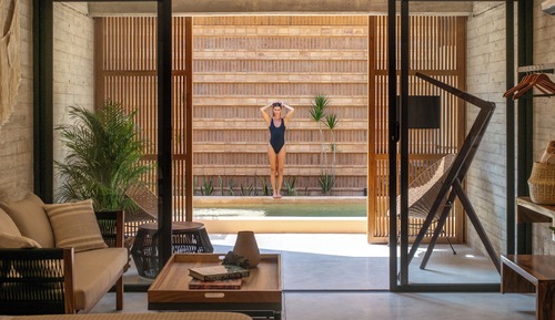 Superior Room, 1 King Bed, Pool View 1