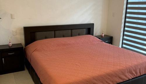 Basic Apartment, Balcony