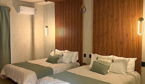 Deluxe Room, 2 Double Beds