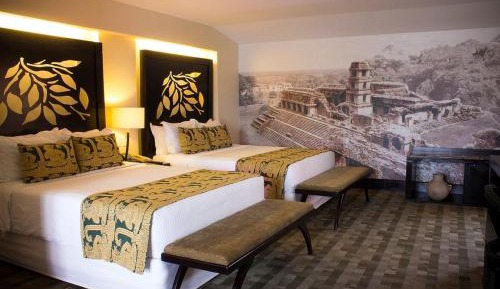 Suite with Two Double Beds