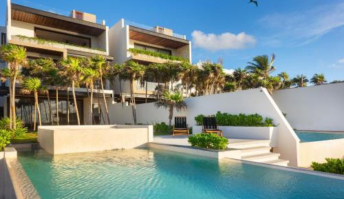 Villa - Beach Front