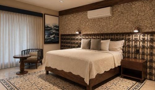 Suite with Private Pool