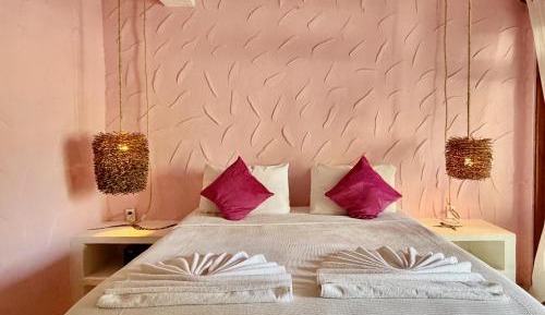 Suite with a King Bed and garden view