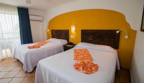 Double Room with Two Double Beds and Ocean View