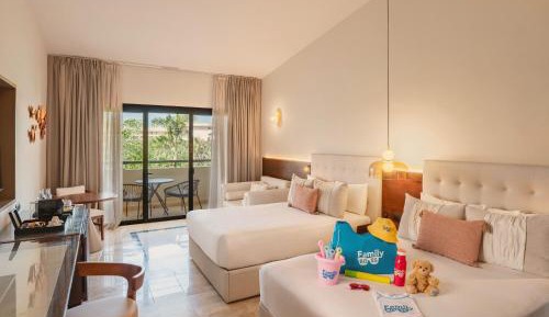 Family Selection Junior Suite Garden View