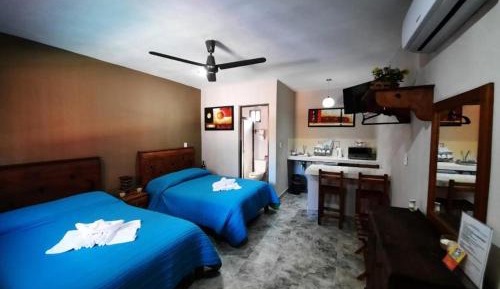 Deluxe Queen Room with Two Queen Beds
